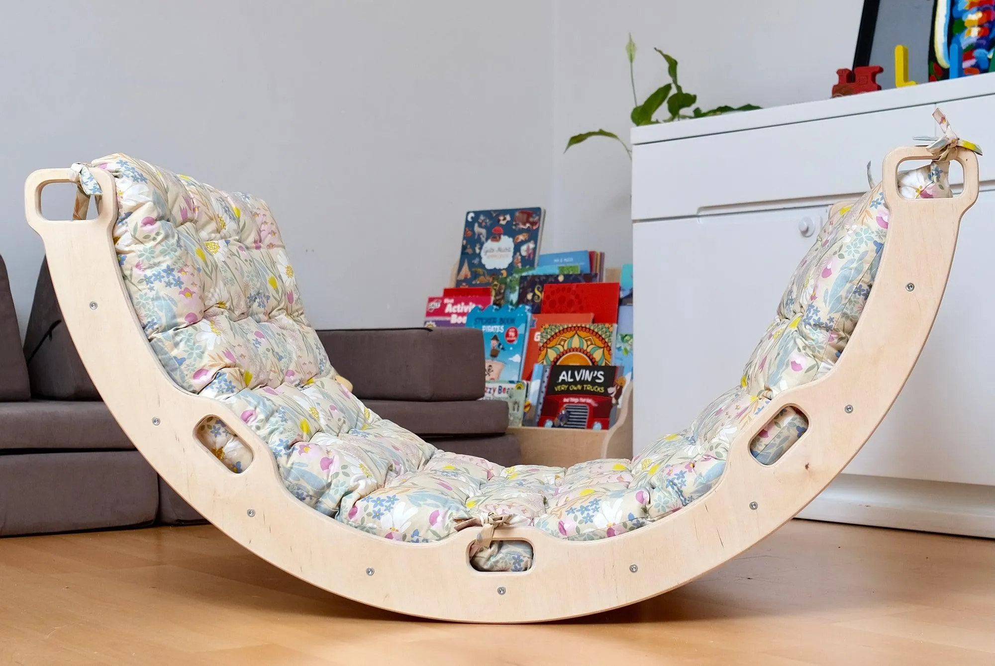 Arch - Rocker With Pillow Spring Pattern